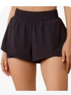 Blogilates Yoga Black Athletic Ruffle Shorts